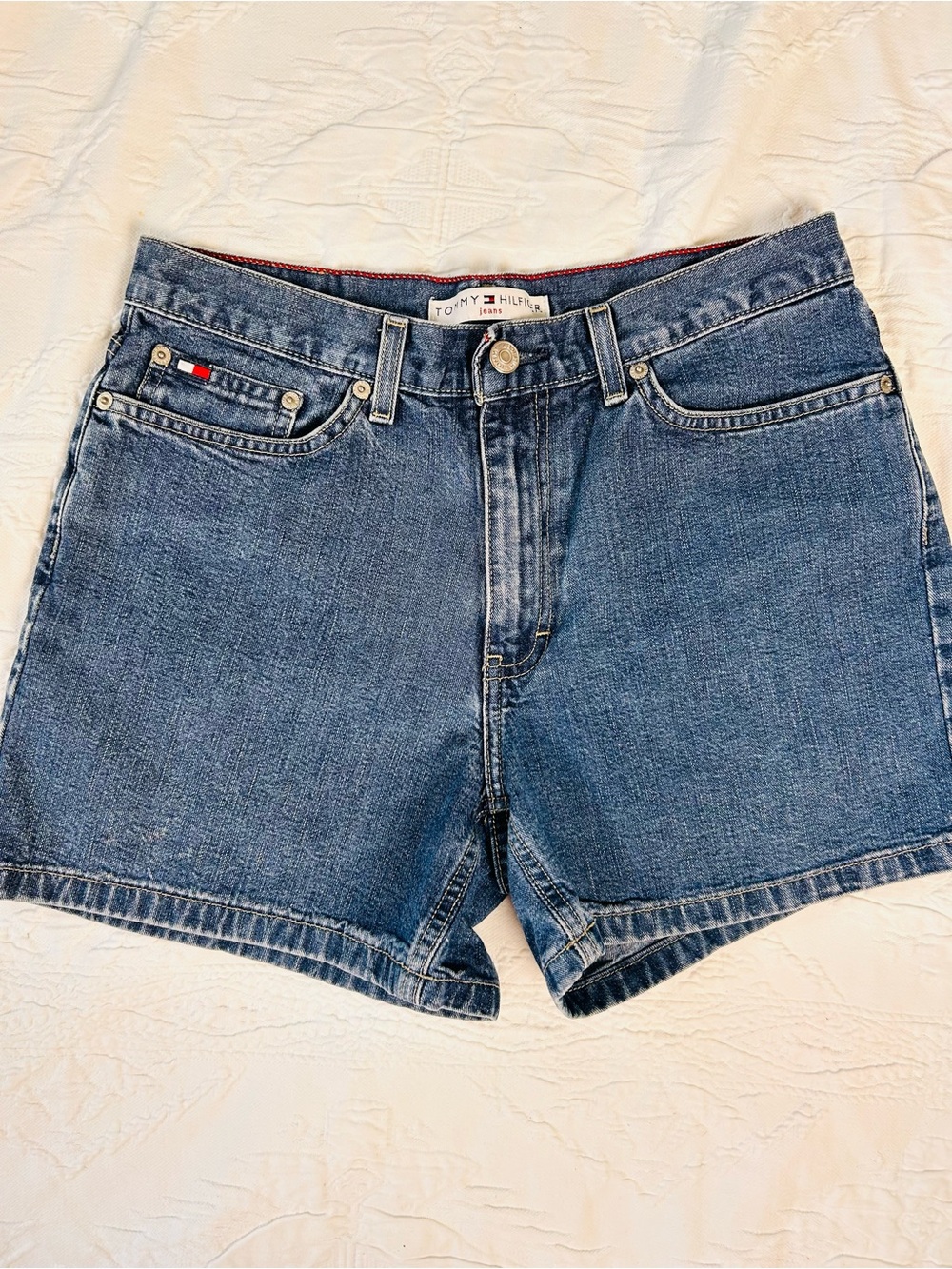 Tommy Hilfiger Women's Classic Indigo Denim Shorts
